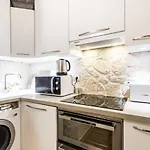 Cosy Apartment Near Belleville